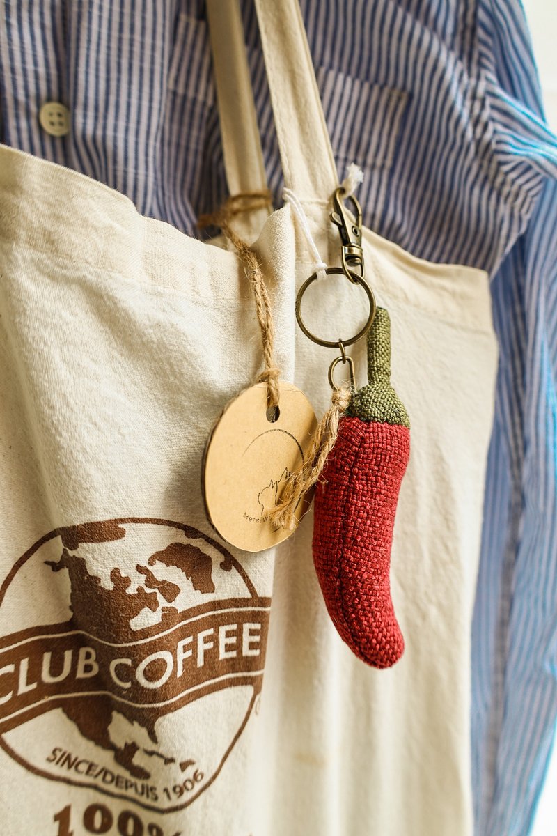 辣椒(紅) Red Chili 手作 貓玩具 吊飾 家飾品 兒童玩具 蔬果 - 貓/狗玩具 - 其他材質 多色