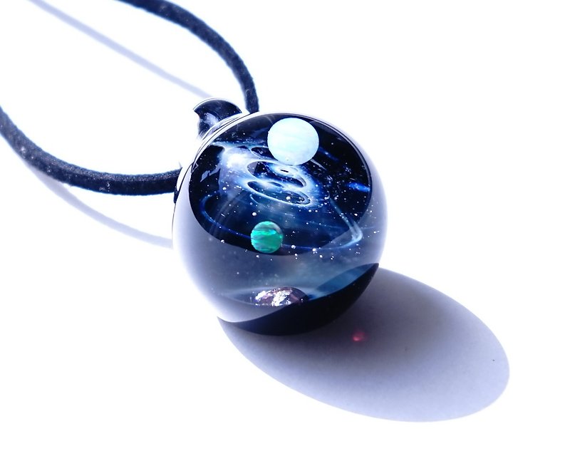Mysterious microcosmic world Two kinds of opal, glass pendant with meteorite Universe - Necklaces - Glass Blue