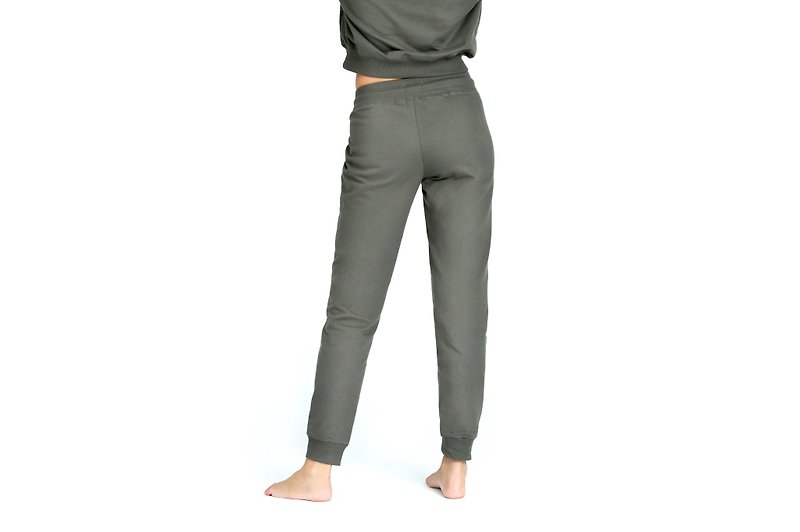 Nordic Minimalist-Organic Cotton Slim Fit Classic Casual Sports Pants/ Cotton Pants/ Sweatpants Women (Green) - Women's Pants - Cotton & Hemp Green