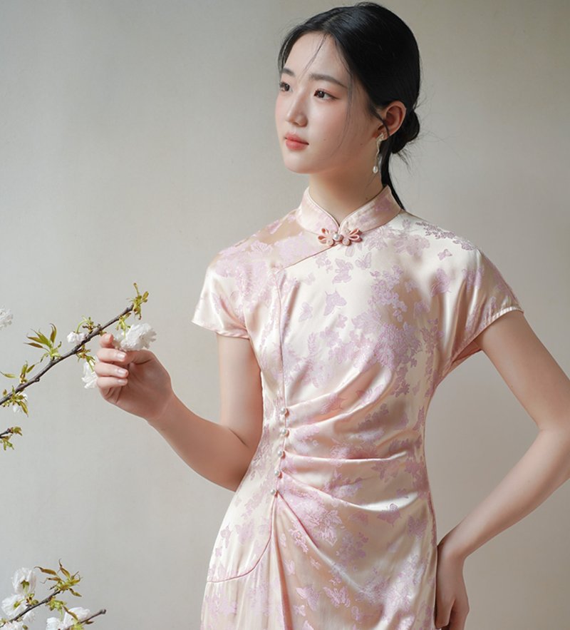 【胭脂粉/杏黃】新中式復古中國風 壓褶收腰/改良旗袍 - 旗袍/改良式旗袍 - 其他材質 多色