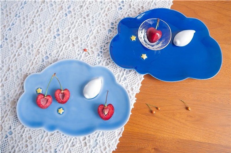 Three shallow ceramic | Original glutinous rice dumpling Ji azure blue (one pair) and dessert saucer pure hand-painted creative birthday gift - แก้วมัค/แก้วกาแฟ - เครื่องลายคราม 
