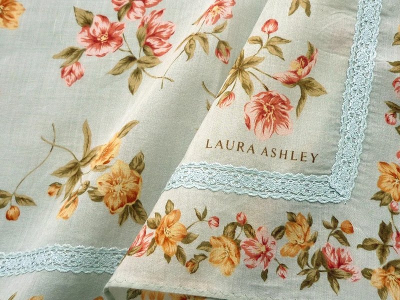 Laura Ashley Vintage Handkerchief Women Handkerchief Floral 18 x 18 inches - 手帕 - 棉．麻 綠色