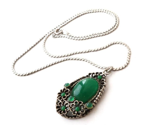 70s vintage green stone flower motif pendant necklace - Shop panic 