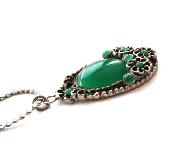 70s vintage green stone flower motif pendant necklace - Shop panic 
