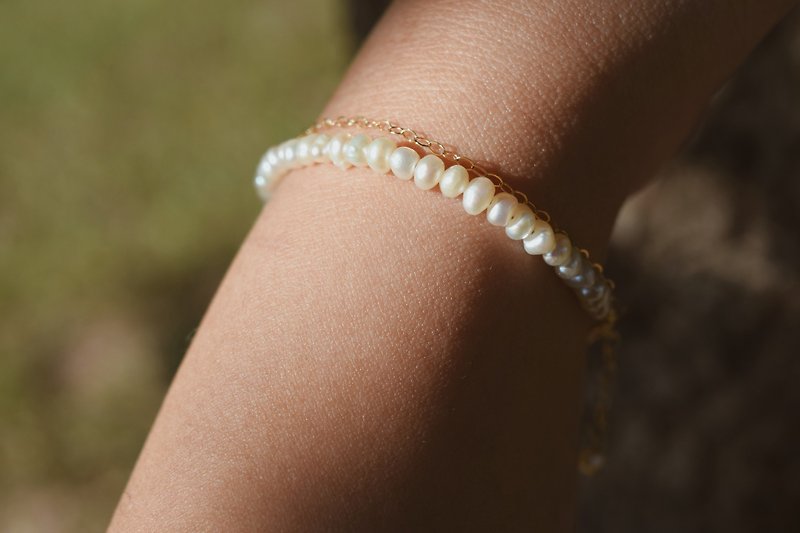 Precious Metals Bracelets - 14k gold filled little pearl bracelet
