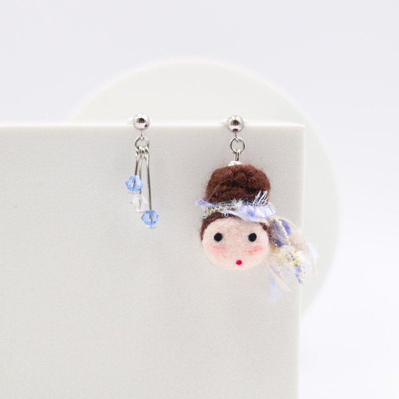 momoB Amy Earrings / Clip-ons - Earrings & Clip-ons - Wool Blue