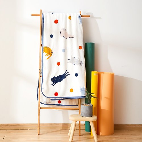 如茉 原創手繪貓咪主題家居館 波點喵 貓咪雙面印花法蘭絨毯蓋毯子 夏季空調毯無靜電休閒毯