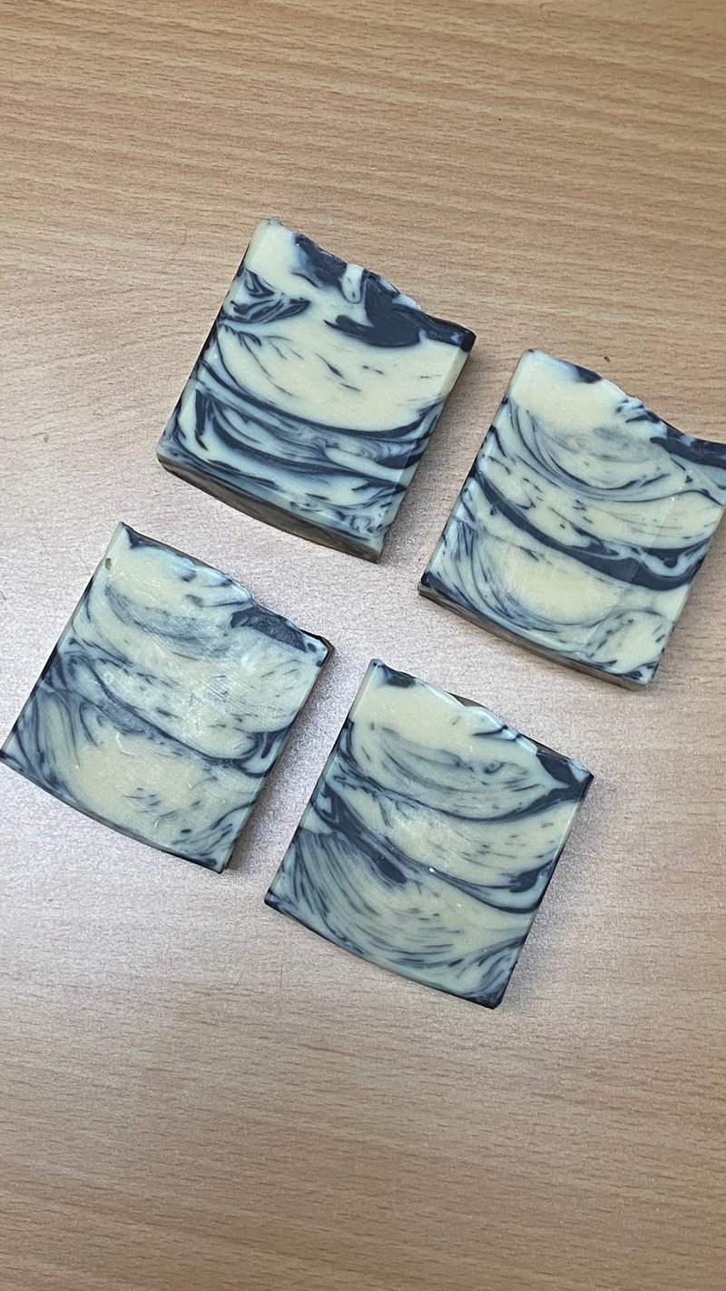 【乳清蛋白】質感大理石手作冷製皂 - 淨化舒緩・溫和滋養 - 肥皂/手工皂 - 植物．花 白色