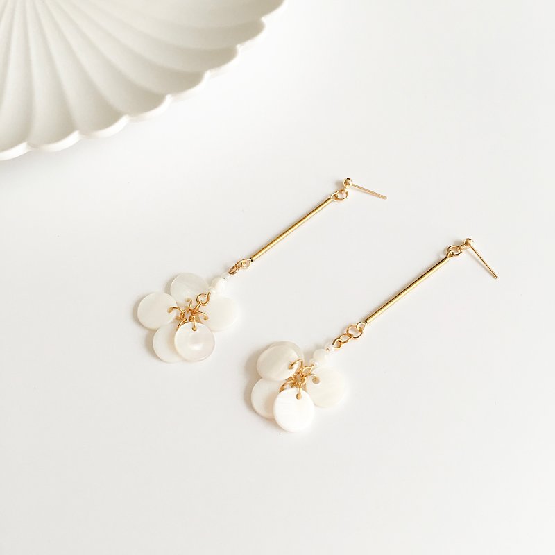 Handmade earrings - natural shell white bud flowers - Earrings & Clip-ons - Shell White
