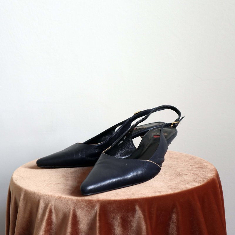 南瓜Vintage。義大利製 Moschino 尖頭 跟鞋 - 高踭鞋 - 真皮 