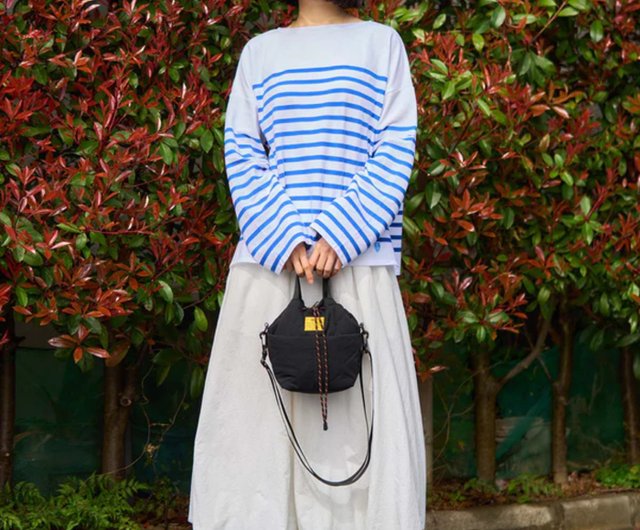 人気先行予約】KiU マルチポケットミニ2WAYバッグ (4色) K384