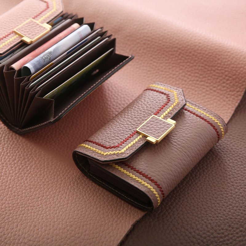 CHENSON genuine leather 11 cards one hand holding envelope card bag bean paste purple (W20112-U) - กระเป๋าสตางค์ - หนังแท้ สีม่วง