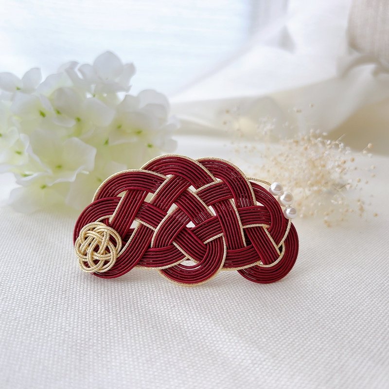 Mizuhiki, barrettes, Japanese-style hair accessories that go well with kimonos and yukatas, traditional Japanese [gift] maroon - Hair Accessories - Silk Brown