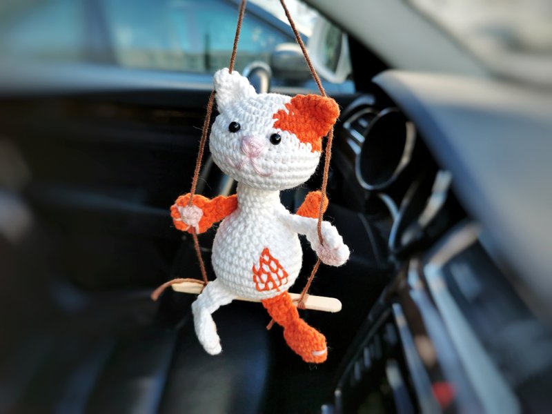 Cat with wings, keychain plush, car ornament, cat Lucky charm - 鑰匙圈/鑰匙包 - 其他材質 白色