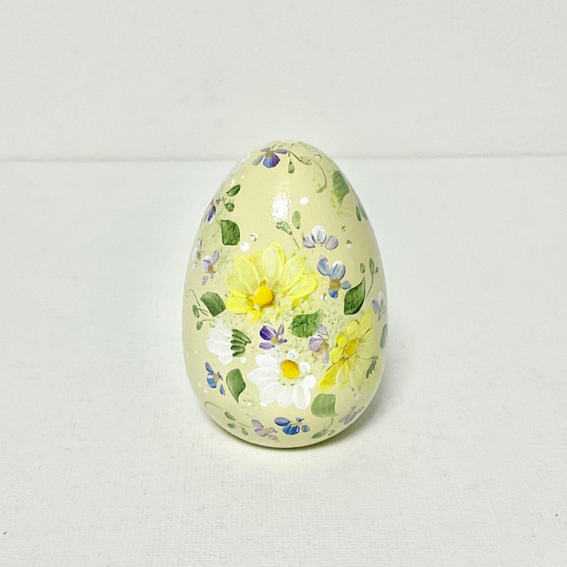 フレンチバニラ色の、手描きの野の花のイースターエッグ - 其他 - 木頭 黃色