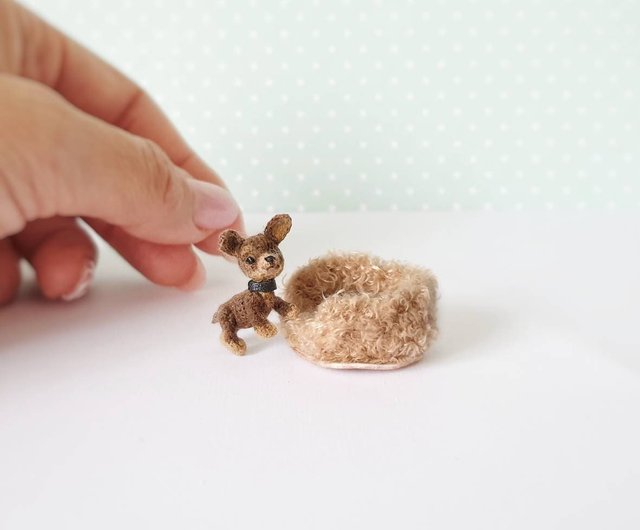 Miniature crocheted puppy Chihuahua. Dollhouse miniature. - Shop  Microtoysby Kids' Toys - Pinkoi