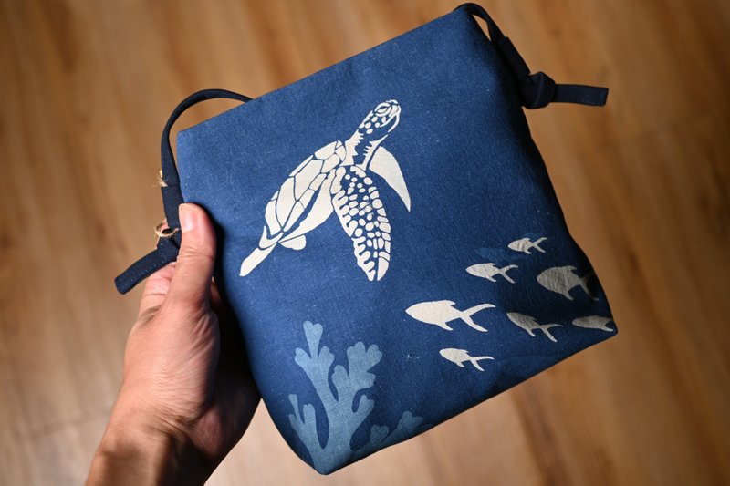 [Limited memory] Aizen crossbody bag/carry-on bag-Ocean - Messenger Bags & Sling Bags - Cotton & Hemp Blue