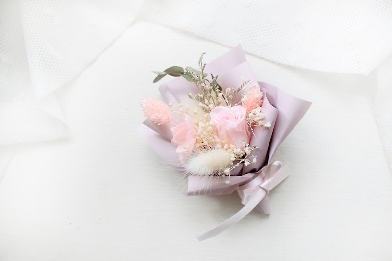 法式浪漫花草小花束・優雅粉色玫瑰花經典花禮 - 乾燥花/永生花 - 植物．花 粉紅色
