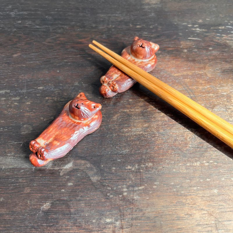 Too full to eat_Orange Cat Chopstick Holder/Tao/2 in a set - ตะเกียบ - ดินเผา สีส้ม