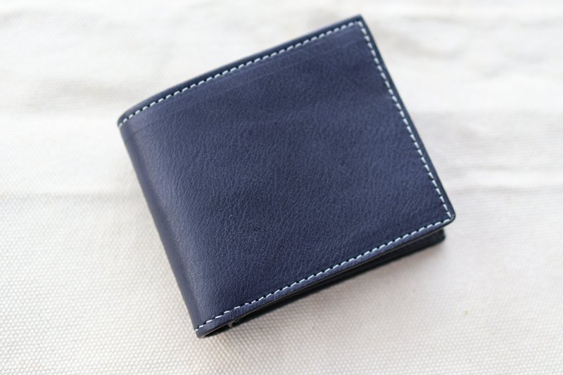 [Refurbished]-1-Imported fat vegetable tanned leather (quiet blue) short flip clip/wallet with slight defects - กระเป๋าสตางค์ - หนังแท้ สีน้ำเงิน