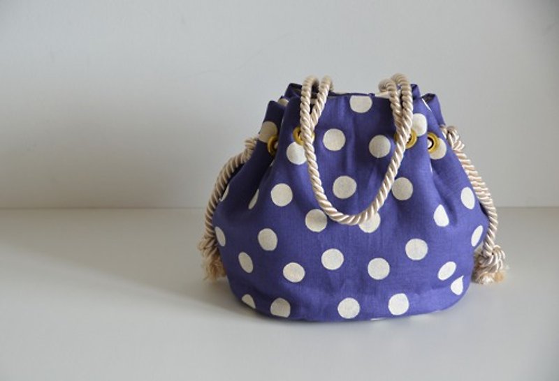 Linen Dot Marine Bag Blue Purple - กระเป๋าถือ - ผ้าฝ้าย/ผ้าลินิน สีน้ำเงิน