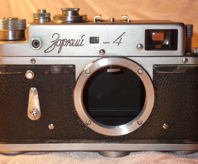 ZORKI-4 35mm フィルムカメラ BODY M39 LTM レンズマウント ライカ ...