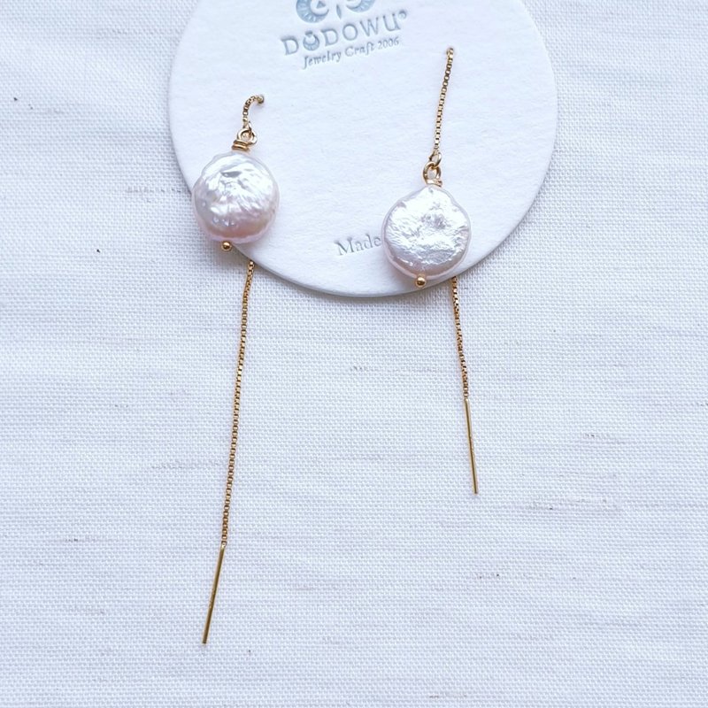 │14kgf Light Jewelry│Natural Deformation Freshwater Pearl Fairy Wind Comfortable, Beautiful and Good Matching - Earrings & Clip-ons - Pearl 