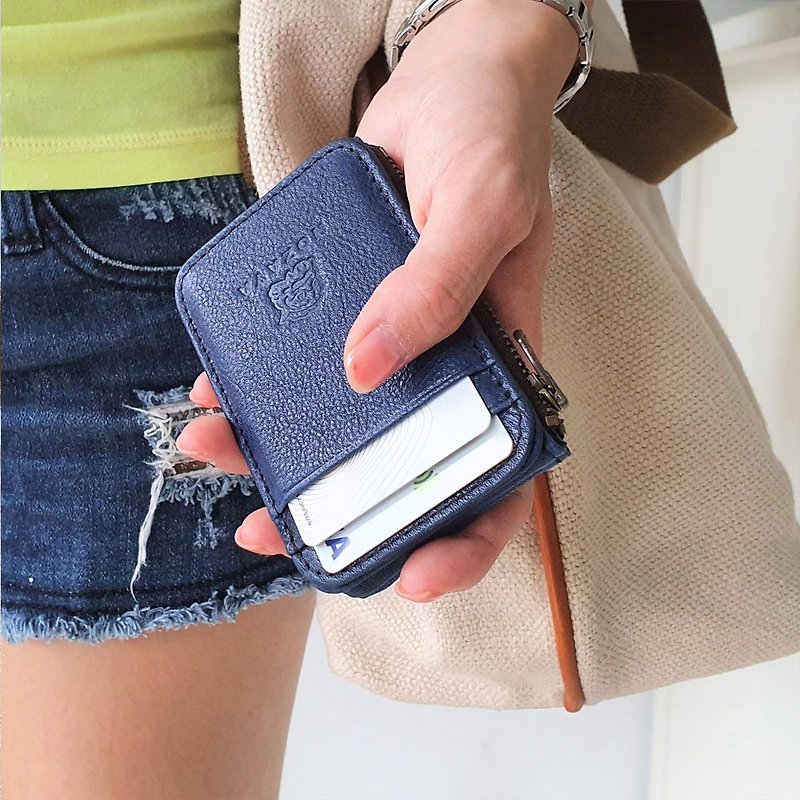 Buckle bag series vegetable tanned leather easy to carry coin purse / card holder type A - Coin Purses - Genuine Leather Blue