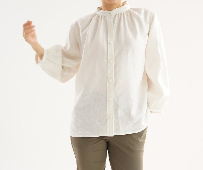 Linen Fluffy Stand Collar Shirt Tunic / White t032d-wht2 - 女襯衫 - 棉．麻 白色