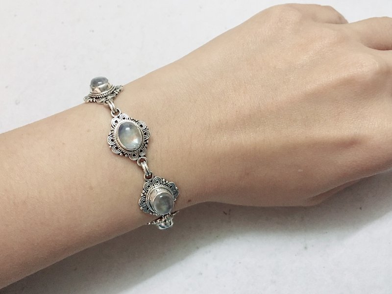 Moonstone Bracelet Handmade in Nepal 92.5% Silver - Bracelets - Semi-Precious Stones 