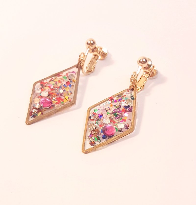 [Fireworks] Multicolored transparent sense diamond-shaped brass clip earrings - Earrings & Clip-ons - Other Materials Multicolor