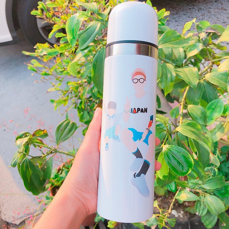 Customized Q version thermos [with a cup thermos] hand-painted custom-made like Yanhua hand-painted gift - กระบอกน้ำร้อน - สแตนเลส ขาว