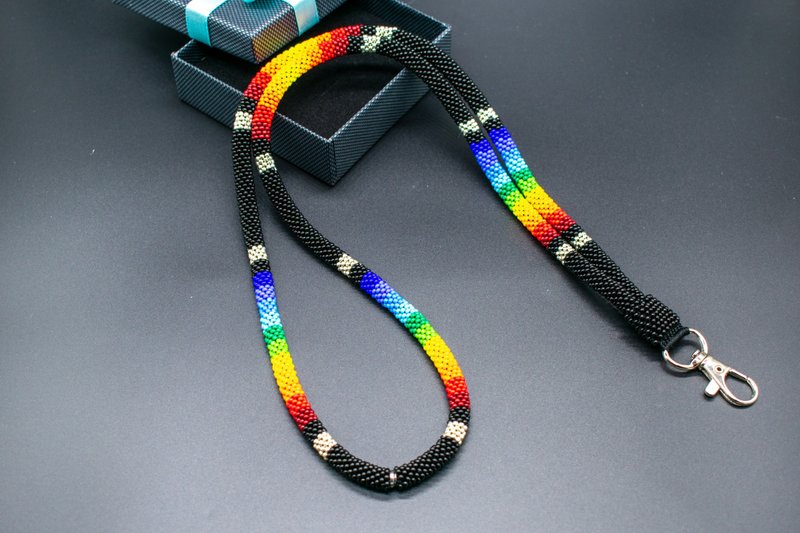 Black or White beaded native Americans breakaway safety lanyard for badge - เชือก/สายคล้อง - แก้ว 