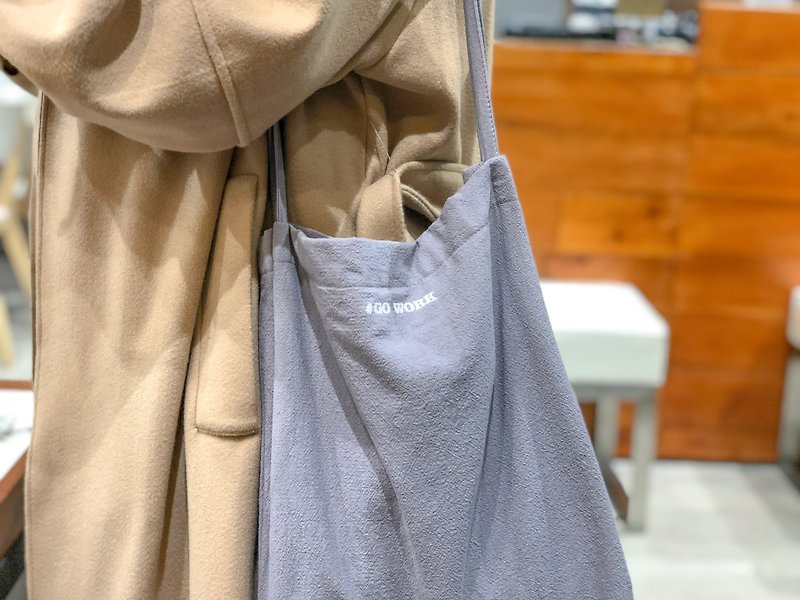 GO WORK 手工絹印 棉麻環保包袋 - 側背包/斜孭袋 - 棉．麻 卡其色