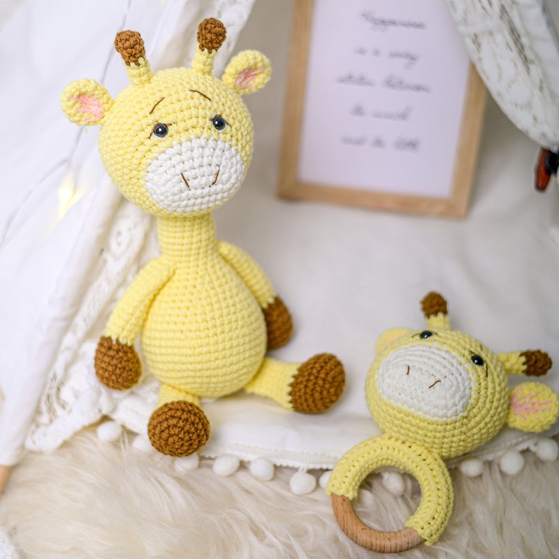 Grandma Meow Handmade | Giraffe Hand Knitted Doll Baby Soothing Toy Hand Rattle - Kids' Toys - Cotton & Hemp 