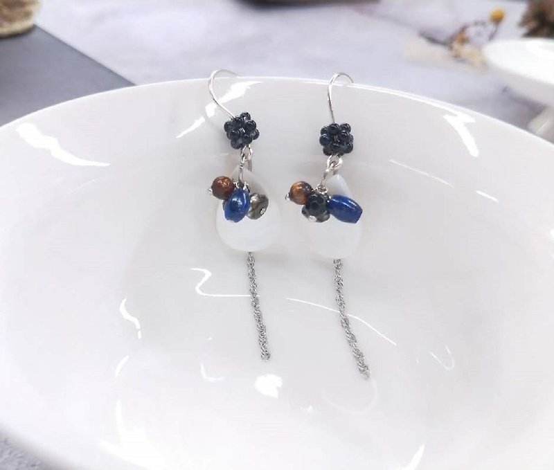 earring. Water Drop Shell* Blue Sandstone Ear Ear Clip Earrings - Earrings & Clip-ons - Shell White