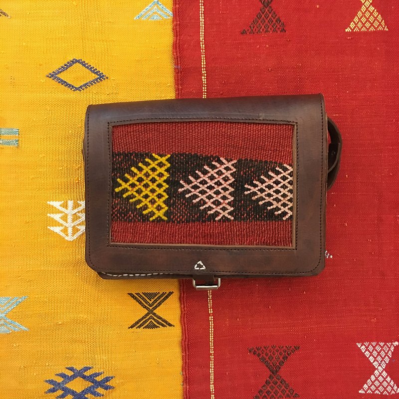 モロッコ手織り絨毯はラムスキンのバックパック全国風のアクセサリー後のレベル - ショルダーバッグ - 紙 ブラウン