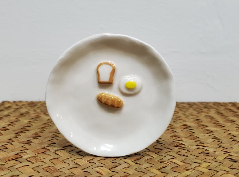 一定要吃早餐小碟子.飾品盤 - 碟子/醬料碟/醬油碟 - 陶 多色