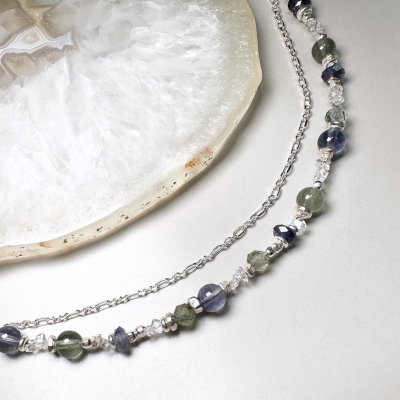 Multi-layered style - Nordic forest - cordierite. Green hair crystal - sterling silver bracelet - สร้อยข้อมือ - เงิน สีเขียว