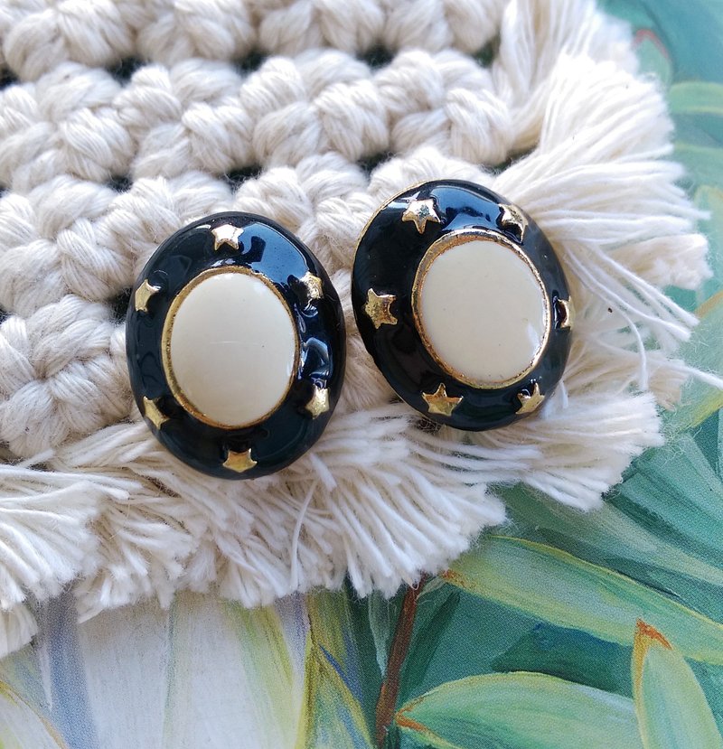 Vintage Jewelry 西洋古董飾品 簡潔 琺瑯 幾何 普普 針式耳環 - 耳環/耳夾/耳骨夾 - 其他金屬 金色