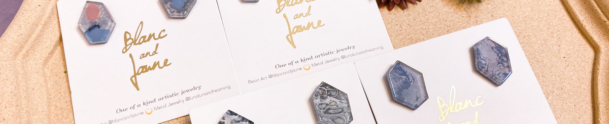  Designer Brands - Blanc and Jaune