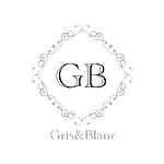  Designer Brands - Gris&Blanc