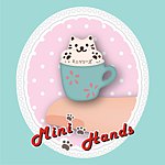 Designer Brands - Mini Hands