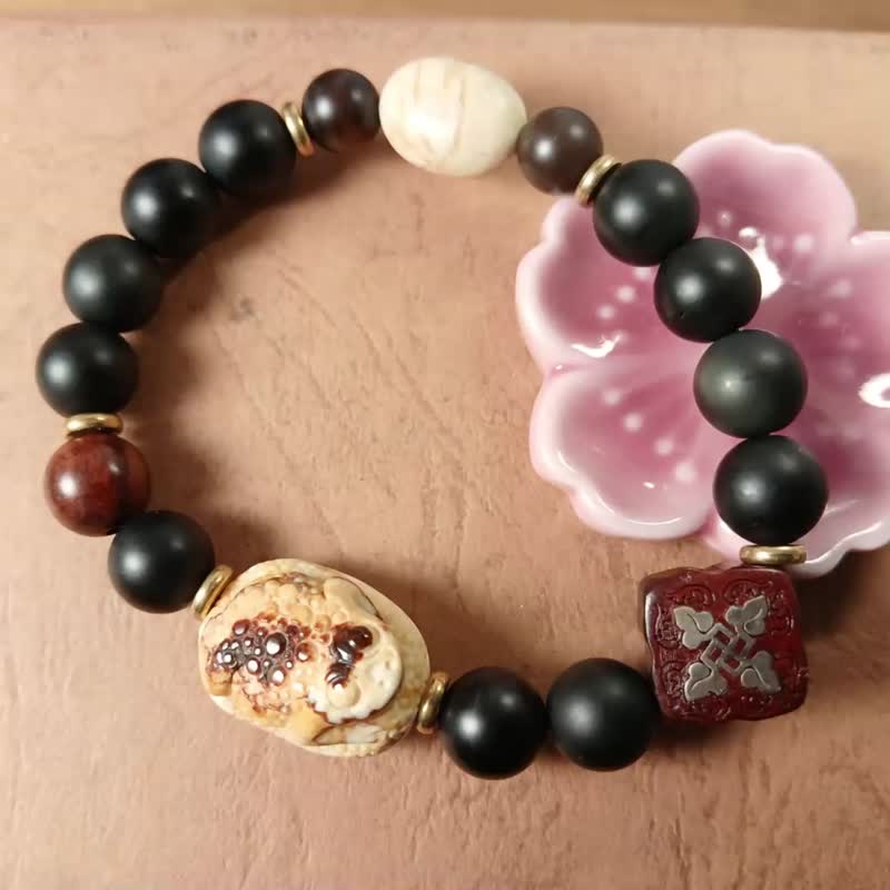 珠串雕刻手鍊 - 蟾蜍招財 臺灣雪花玉+黑曜石+紫檀/霧面 - 手鍊/手環 - 玉石 卡其色