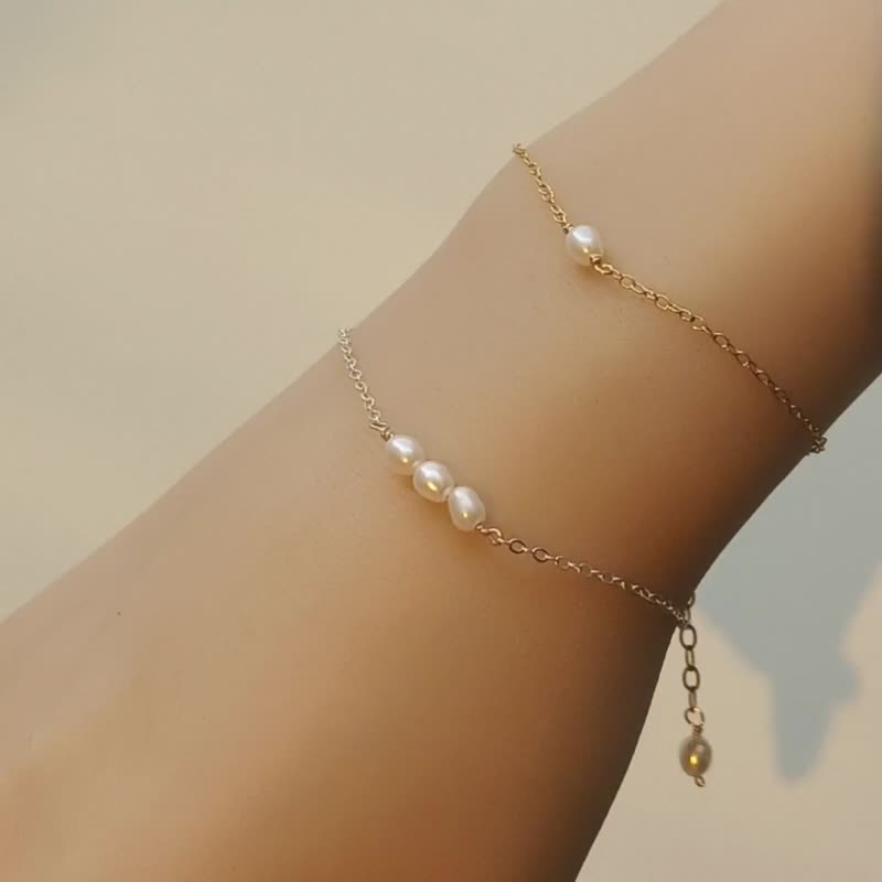 ARAE Oval Pearl Bracelet /Anklet | 925 Sterling Silver, 14K Gold Filled - Bracelets - Pearl White