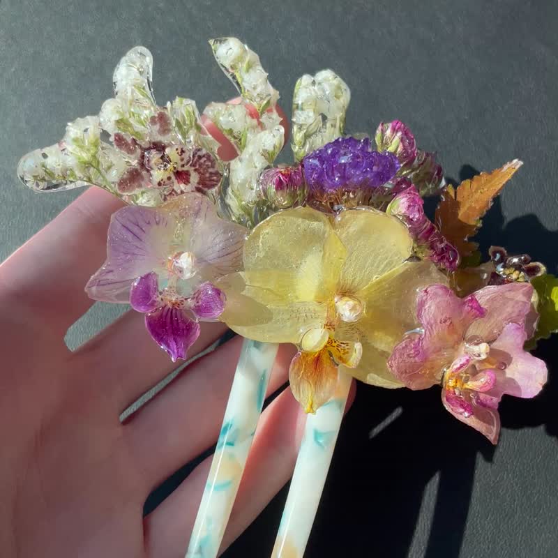 手工乾燥花髮簪 真實蘭花UV樹脂髮飾 獨特女性禮物 - 髮夾/髮圈 - 植物．花 多色
