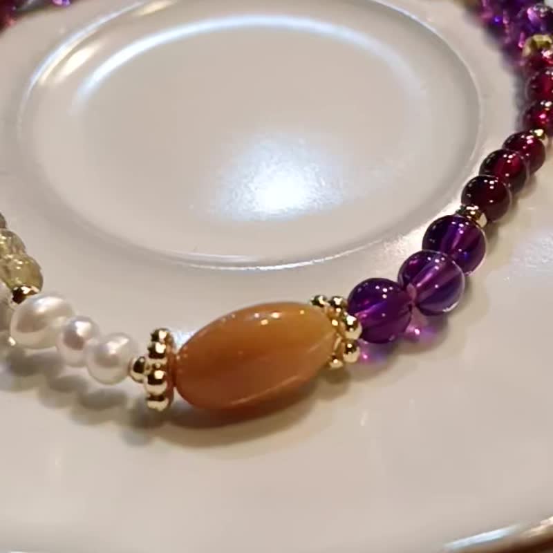 Natural high-grade amethyst Stone blue ash pearl tourmaline topaz bracelet - สร้อยข้อมือ - เครื่องเพชรพลอย สีม่วง