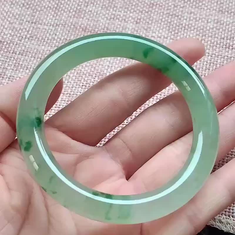 冰種翡翠天然翡翠玉鐲 A玉手鐲 玉鈪 • 冰種飄花翡翠圓鐲 - 手鍊/手環 - 玉石 綠色