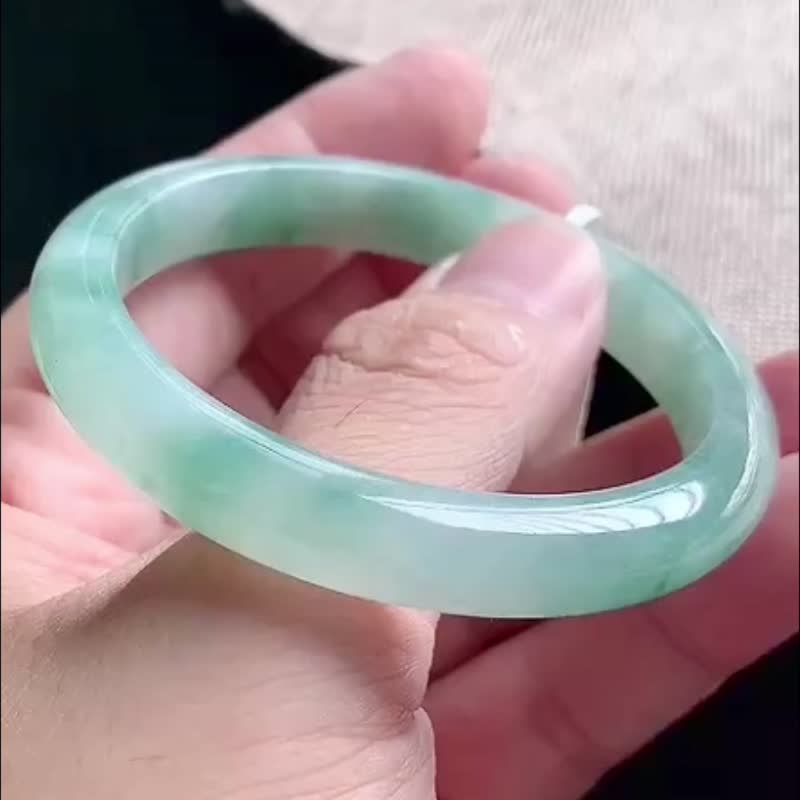 冰種 天然翡翠 緬甸 A玉 玉鐲 • 糯冰種飄花翡翠福鐲 - 手鍊/手環 - 玉石 綠色