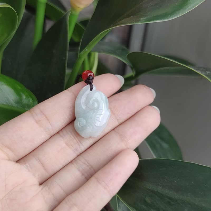 Natural Burmese Jadeite Pendant Necklace Product A - สร้อยคอ - หยก สีเขียว